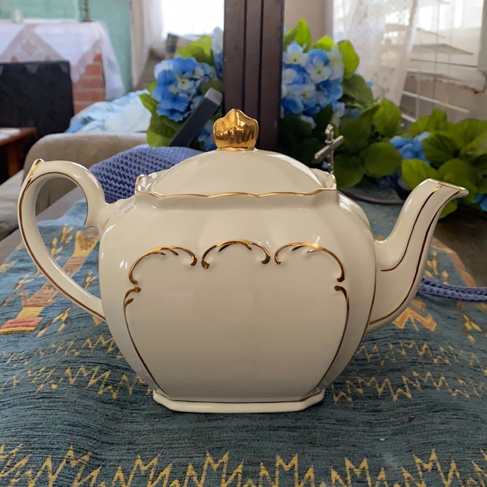 Windsor Bone China made in England teapot